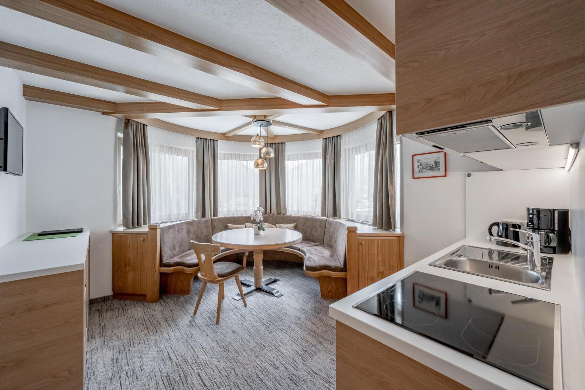 Apart Hotel Garni Wieser Sölden Exteriér fotografie